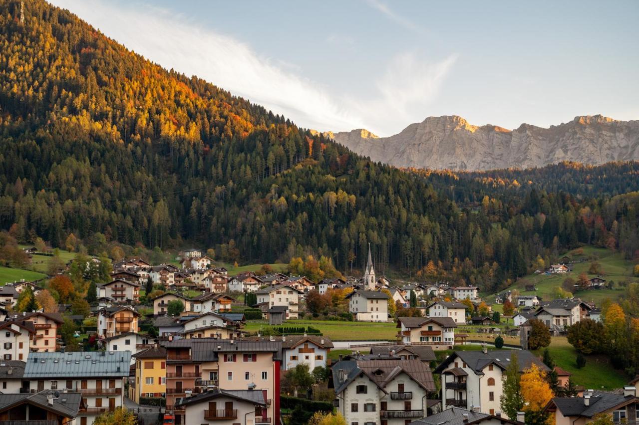 Brunet - The Dolomites Resort Fiera Di Primiero Exterior photo